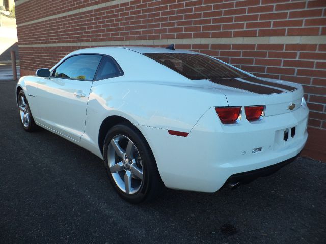 Chevrolet Camaro 2010 photo 1