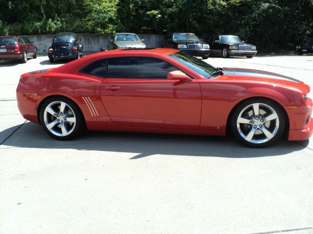 Chevrolet Camaro 2010 photo 1