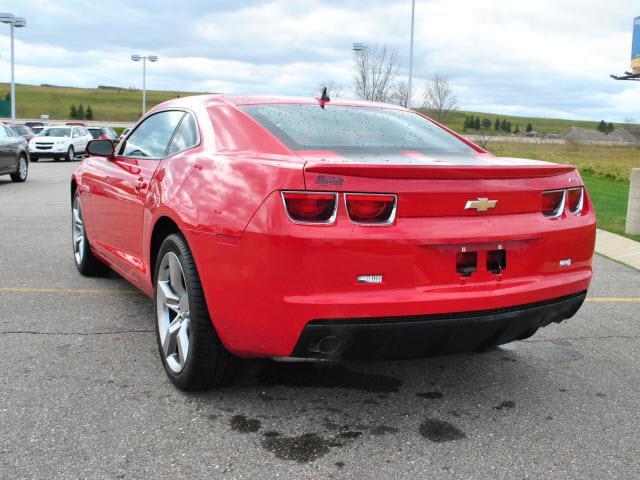 Chevrolet Camaro 2010 photo 4