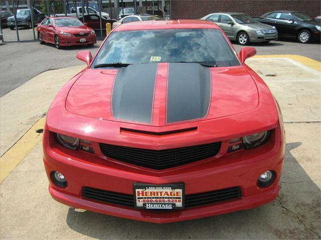 Chevrolet Camaro 2010 photo 2