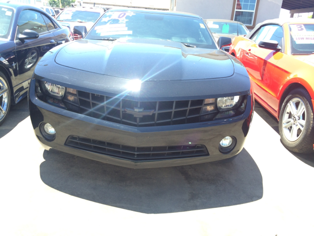 Chevrolet Camaro 2010 photo 2