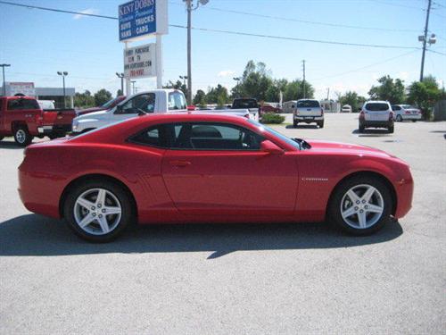 Chevrolet Camaro 2011 photo 2