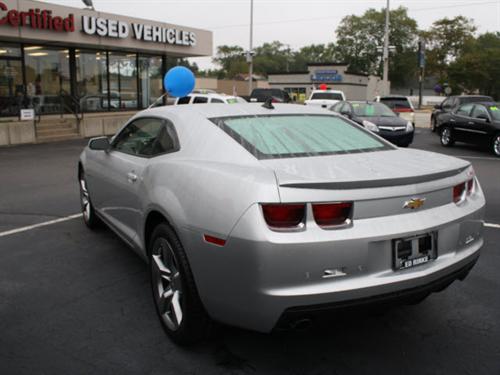 Chevrolet Camaro 2011 photo 2
