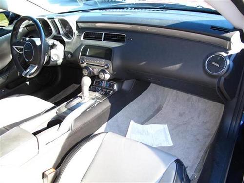 Chevrolet Camaro 2011 photo 2