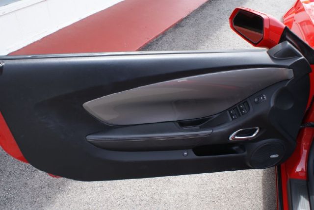 Chevrolet Camaro 2011 photo 6