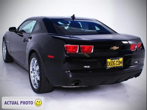 Chevrolet Camaro 2011 photo 2