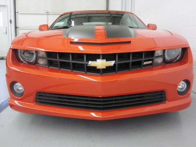 Chevrolet Camaro 2011 photo 2