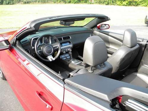 Chevrolet Camaro 2011 photo 2