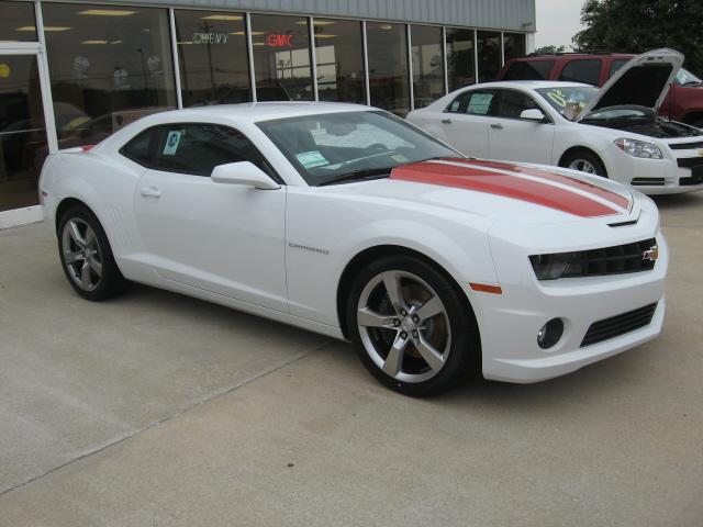 Chevrolet Camaro 2011 photo 3