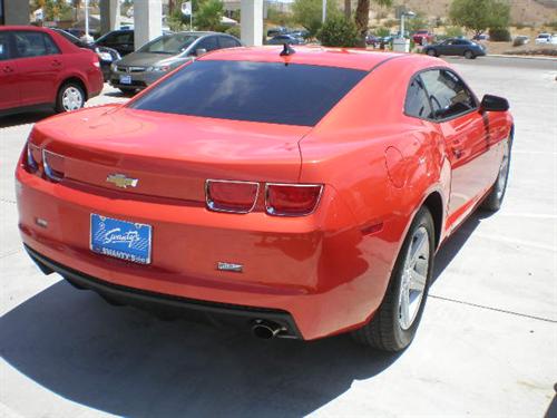 Chevrolet Camaro 2011 photo 2