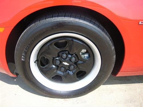 Chevrolet Camaro 2011 photo 3