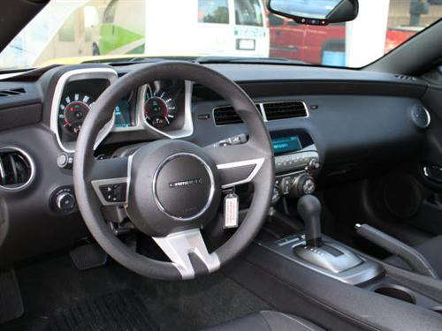 Chevrolet Camaro 2011 photo 3