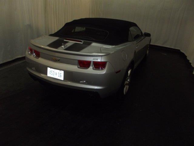 Chevrolet Camaro 2011 photo 4