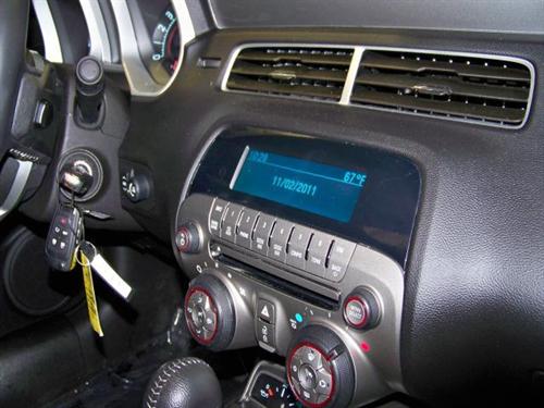 Chevrolet Camaro 2011 photo 3