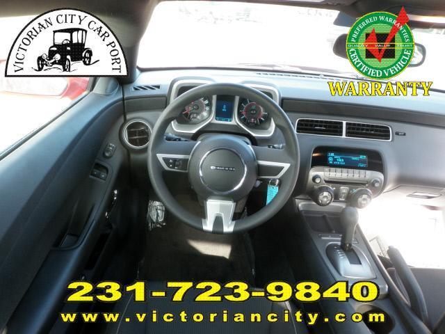 Chevrolet Camaro 2011 photo 2