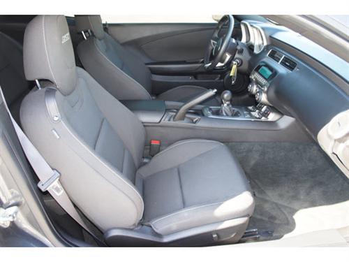 Chevrolet Camaro 2011 photo 2