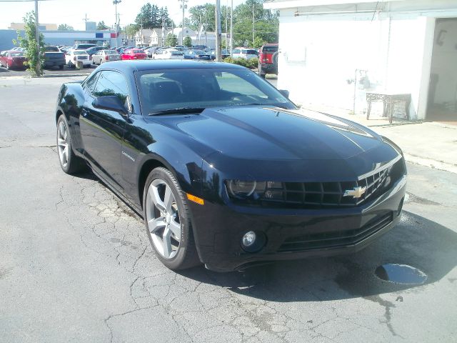 Chevrolet Camaro 2011 photo 2