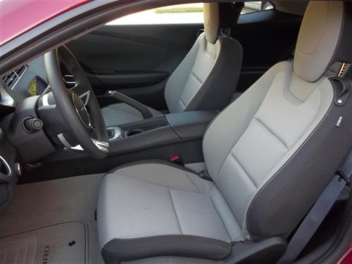 Chevrolet Camaro 2011 photo 2