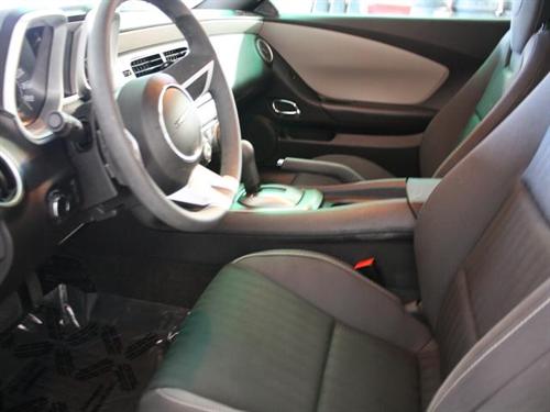 Chevrolet Camaro 2011 photo 2