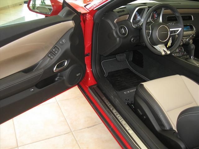 Chevrolet Camaro 2011 photo 4