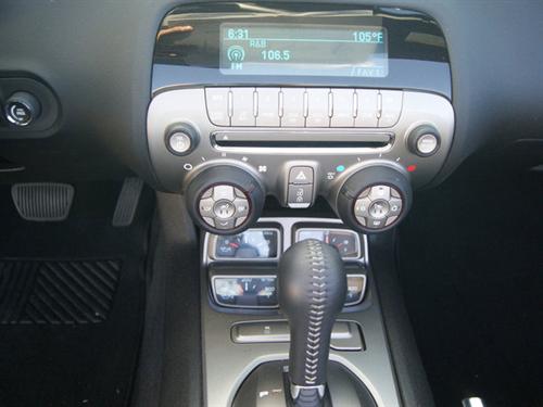 Chevrolet Camaro 2011 photo 2