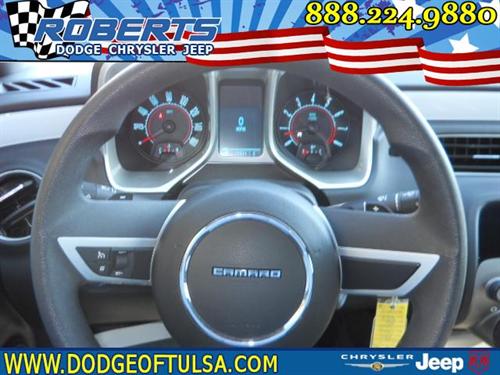 Chevrolet Camaro 2011 photo 2