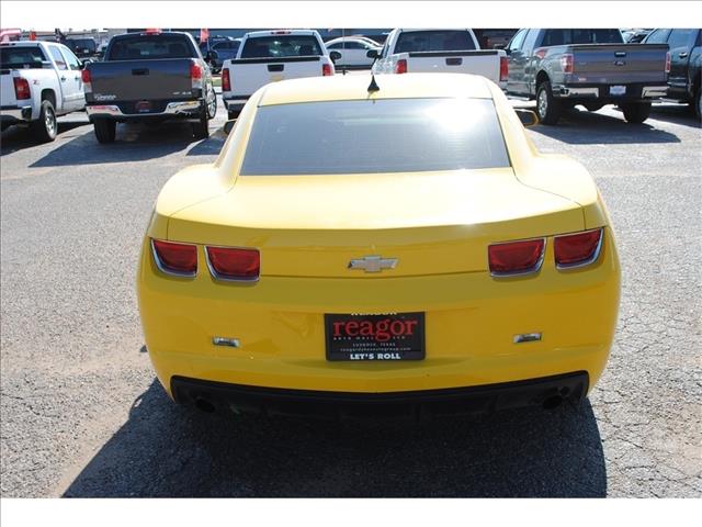 Chevrolet Camaro 2011 photo 2