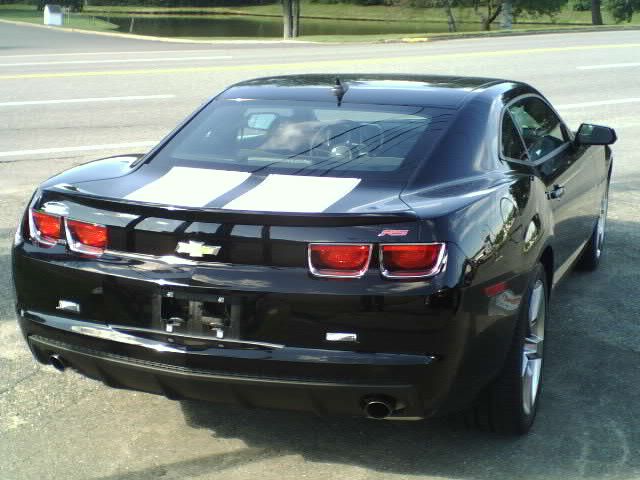 Chevrolet Camaro 2011 photo 3