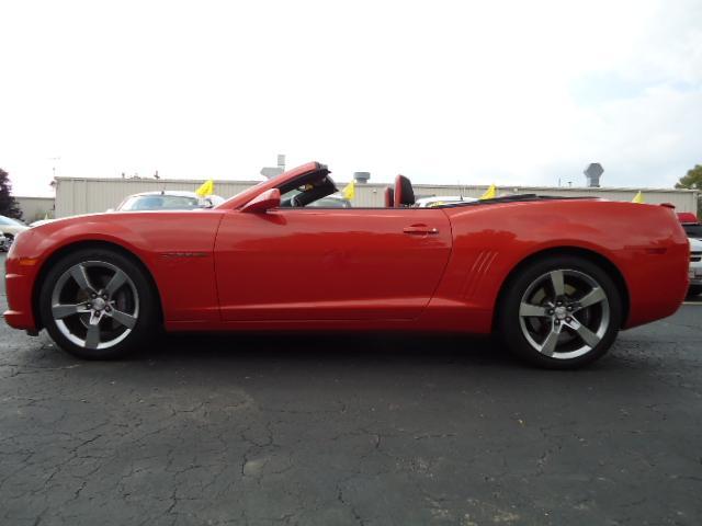 Chevrolet Camaro 4dr Sdn Auto (natl) Hatchback Convertible