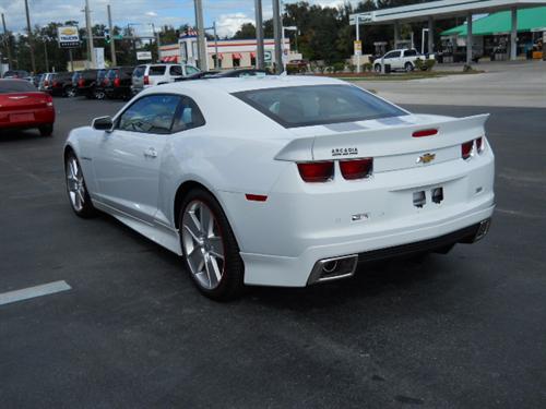 Chevrolet Camaro 2011 photo 2