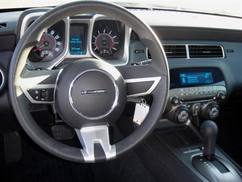 Chevrolet Camaro 2011 photo 3