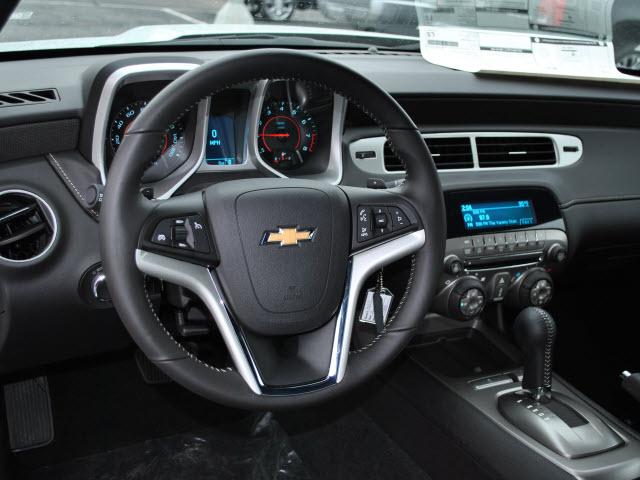 Chevrolet Camaro 2012 photo 3