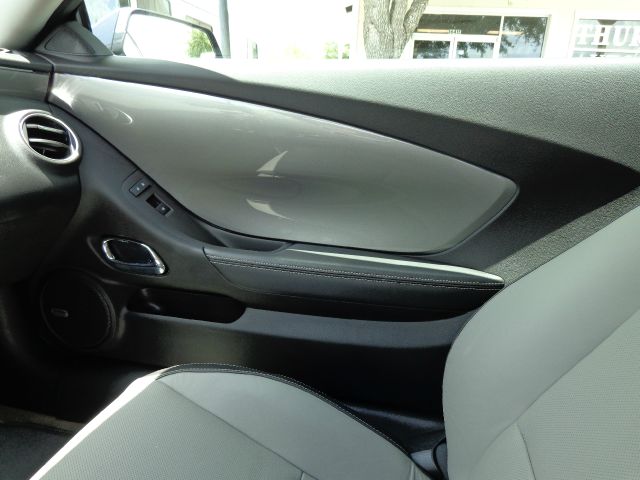 Chevrolet Camaro 2012 photo 8