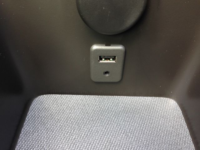 Chevrolet Camaro 2012 photo 17