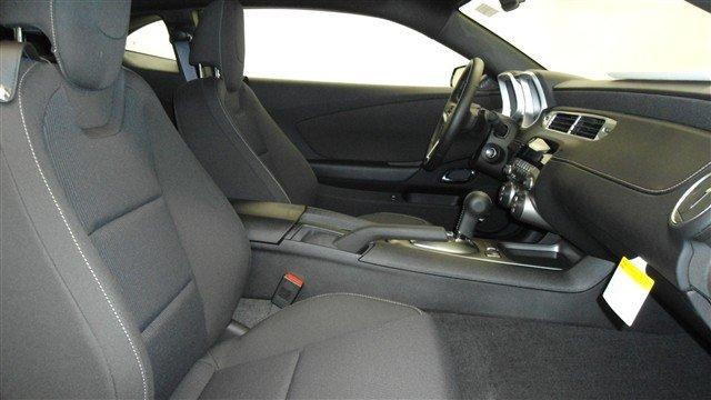 Chevrolet Camaro 2012 photo 2