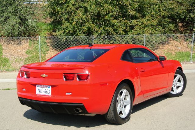 Chevrolet Camaro 2012 photo 2