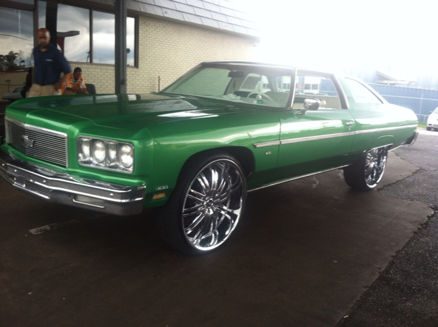 Chevrolet Caprice Classic 1975 photo 4