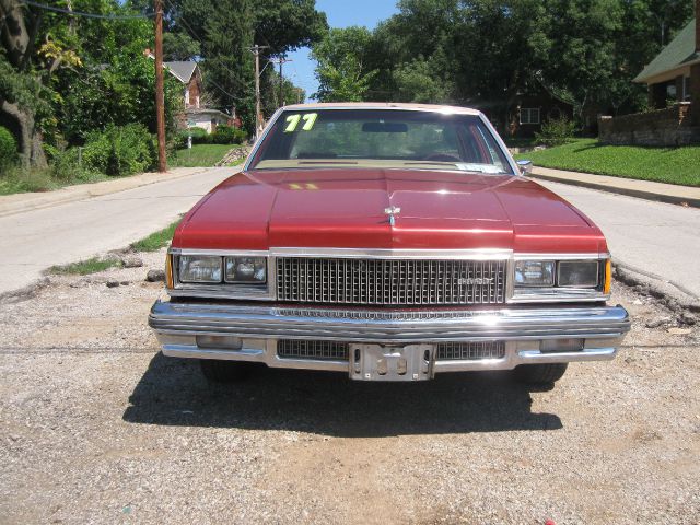 Chevrolet Caprice Classic 1977 photo 2