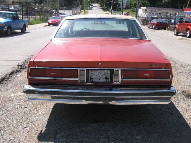 Chevrolet Caprice Classic 1977 photo 3