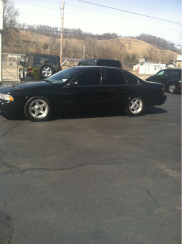 Chevrolet Caprice Classic 1995 photo 2