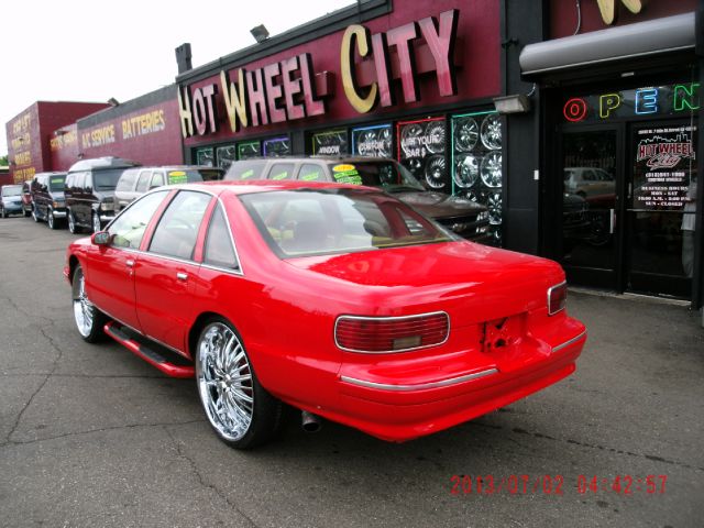 Chevrolet Caprice Classic 1996 photo 4