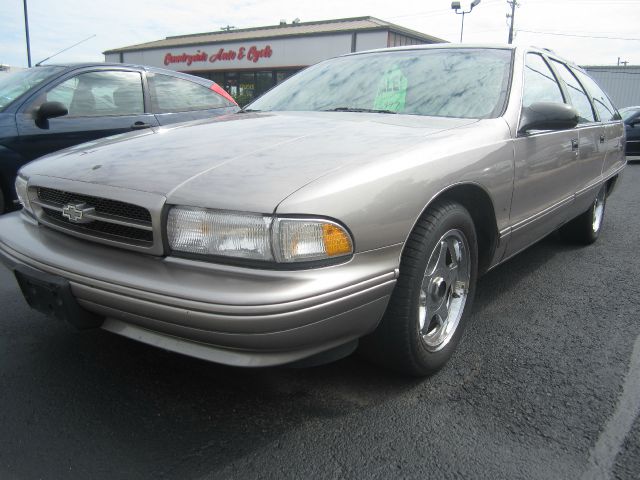 Chevrolet Caprice Classic 1996 photo 2