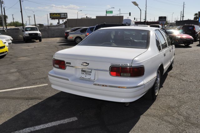 Chevrolet Caprice Classic 1996 photo 3