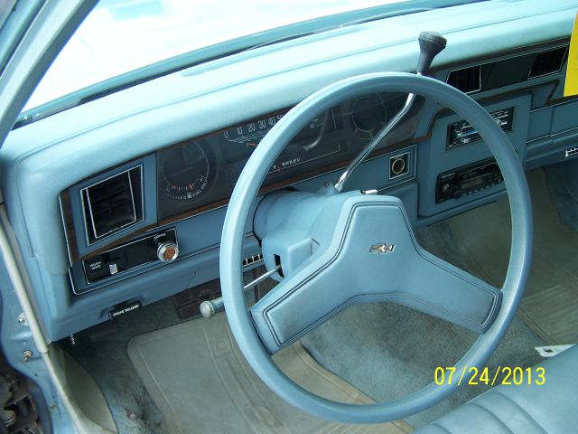 Chevrolet Caprice Classic or Impala 1978 photo 3