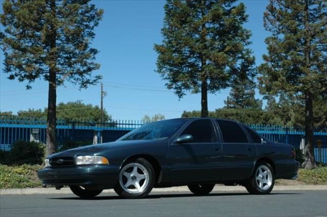 Chevrolet Caprice Classic or Impala 1996 photo 2