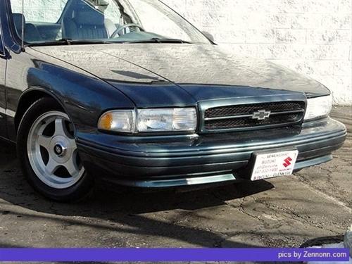 Chevrolet Caprice Classic or Impala SS 1995 photo 1