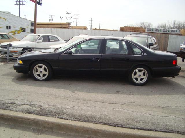 Chevrolet Caprice Classic or Impala SS 1995 photo 4