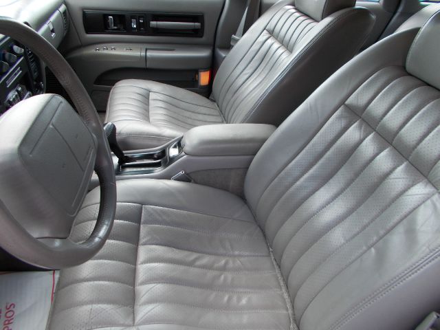 Chevrolet Caprice Classic or Impala SS 1996 photo 3