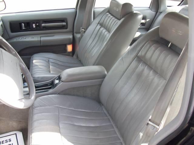 Chevrolet Caprice Classic or Impala SS 1996 photo 2