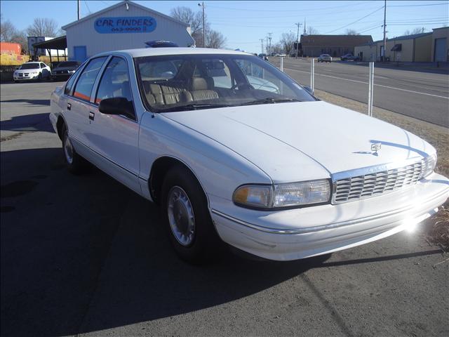 Chevrolet Caprice Classic or Impala SS 1996 photo 2